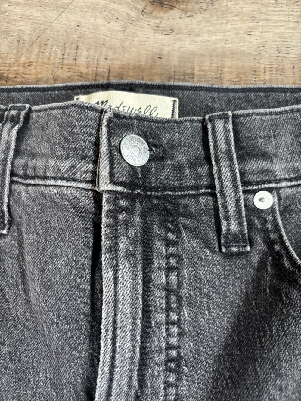 Madewell Women's Washed Black Straight Jeans - Picture 3 of 10